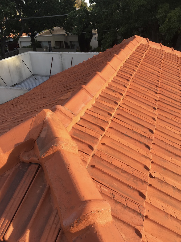 roof repairs oakleigh